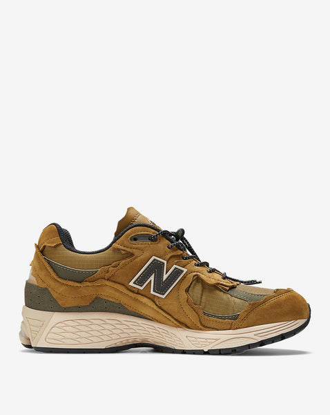 new-balance_m2002rdp_03_grande