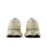 New Balance Tennis Shoe - U9060WNB