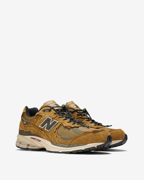 New Balance Men's Tennis Shoes - 2002RDP - High Desert / Black ...
